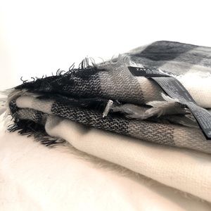 Zara black and white plaid scarf
